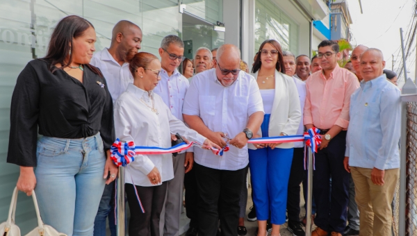 Promipyme inaugura nueva oficina en Camboya, Santiago